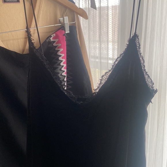 Out From Under Satin Black Lace Slip S - Picture 2 of 5